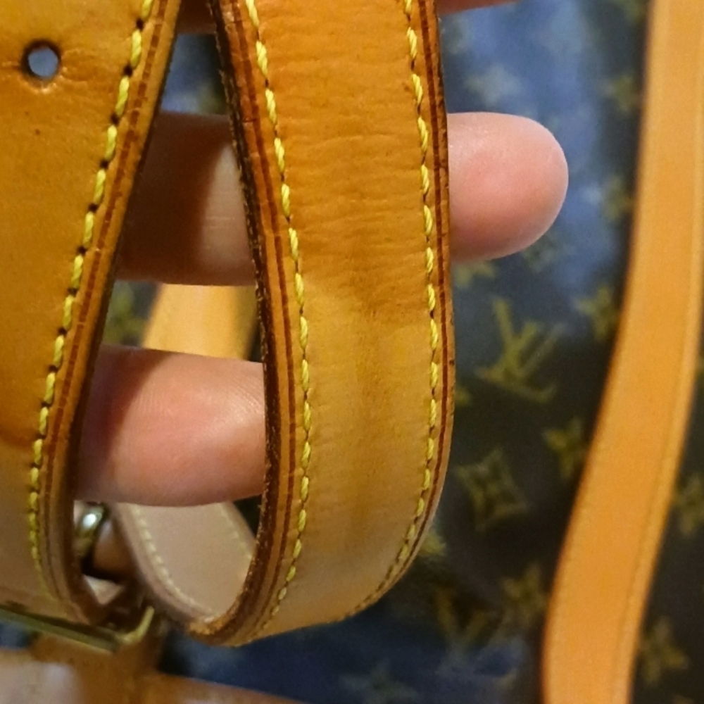 Louis vuitton Randonee PM. - Picture 2 of 16